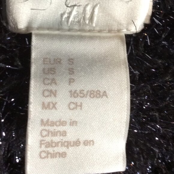 H&M Black and Silver Oversized Pullover Sweater Size Small - Picture 5 of 6